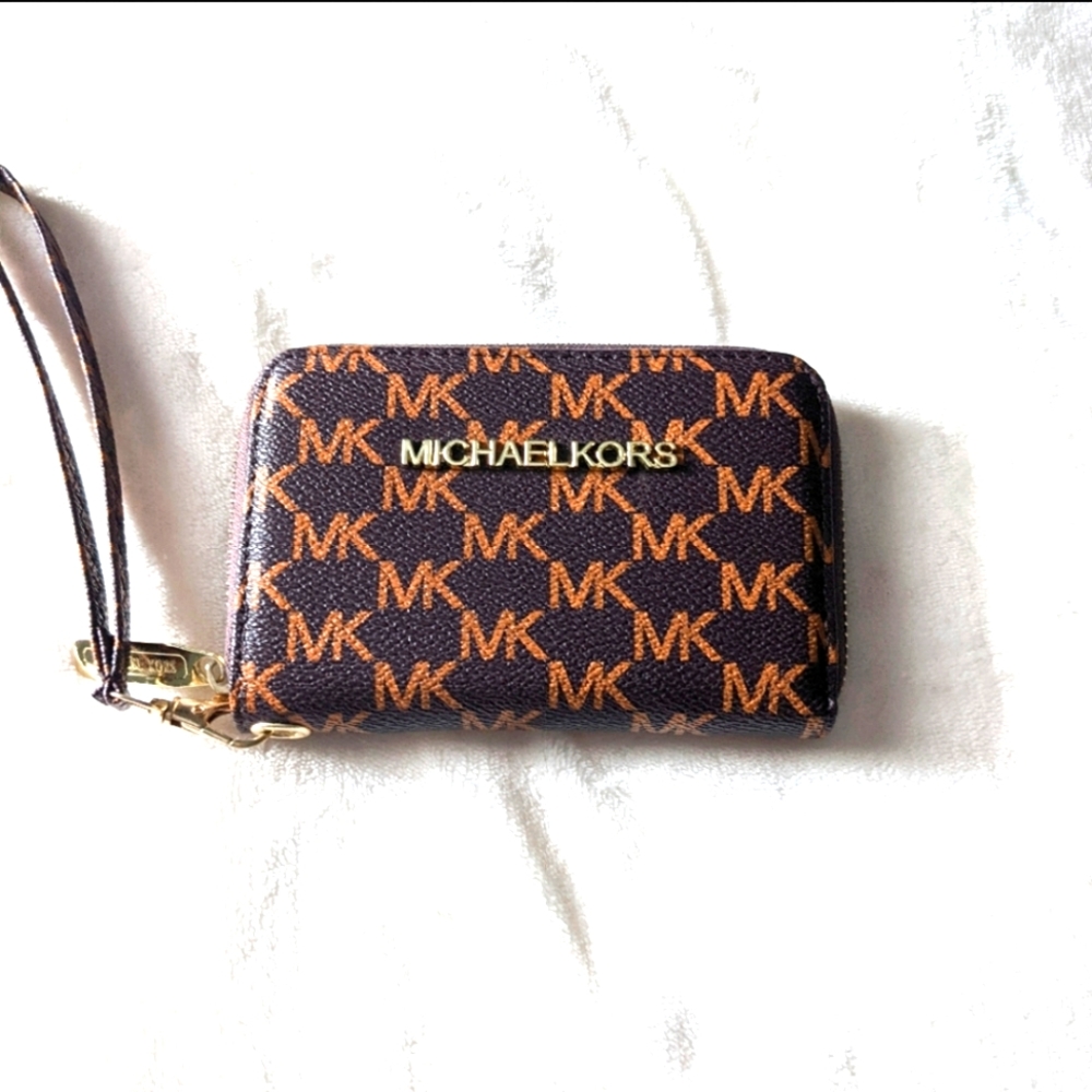 Michael Kors MK Signature Wristlet